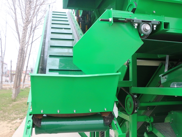 2022年大型花生摘果機(jī) 2022年大型花生摘果機(jī)